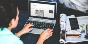 diy website design, woman on computer